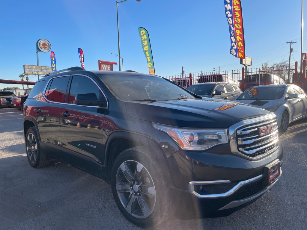 2017 GMC Acadia Image 3