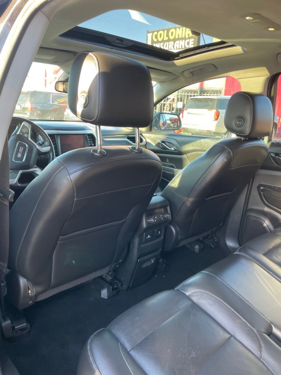 2017 GMC Acadia Image 5