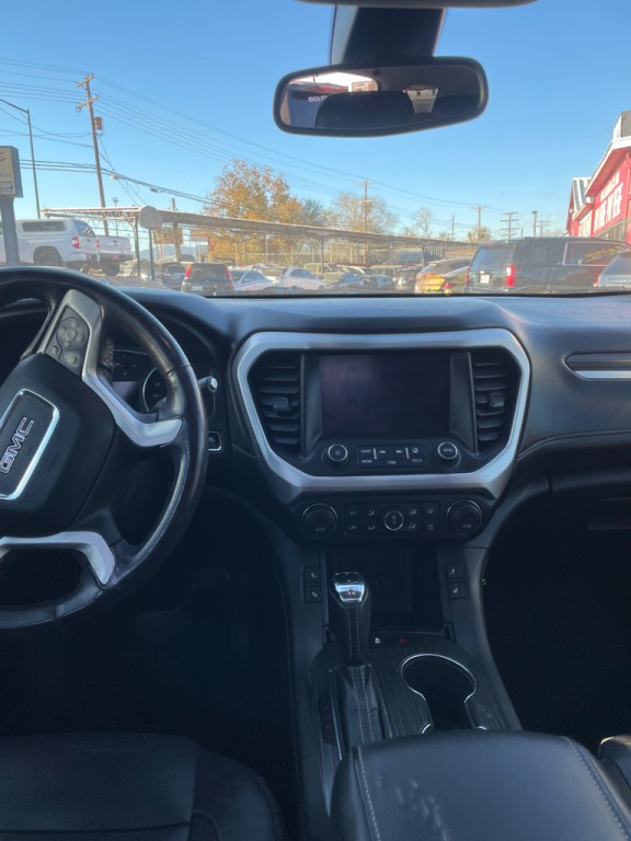 2017 GMC Acadia Image 6