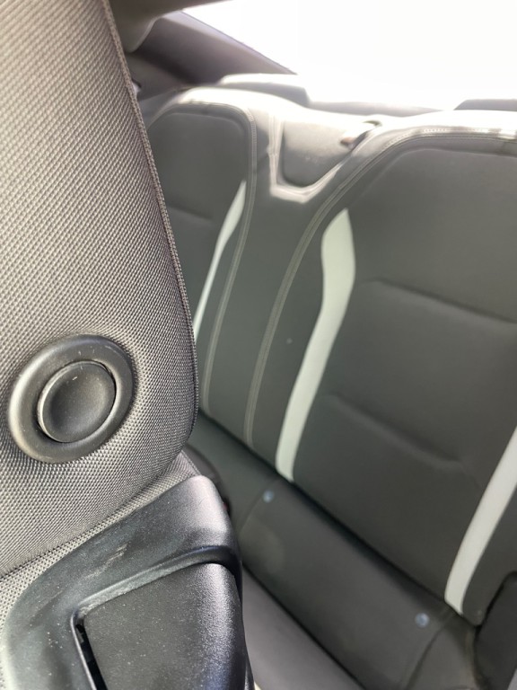 2017 Chevrolet Camaro Image 6