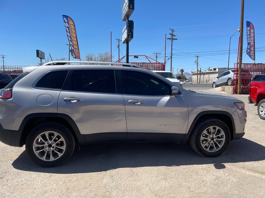 2019 Jeep Cherokee Image 6