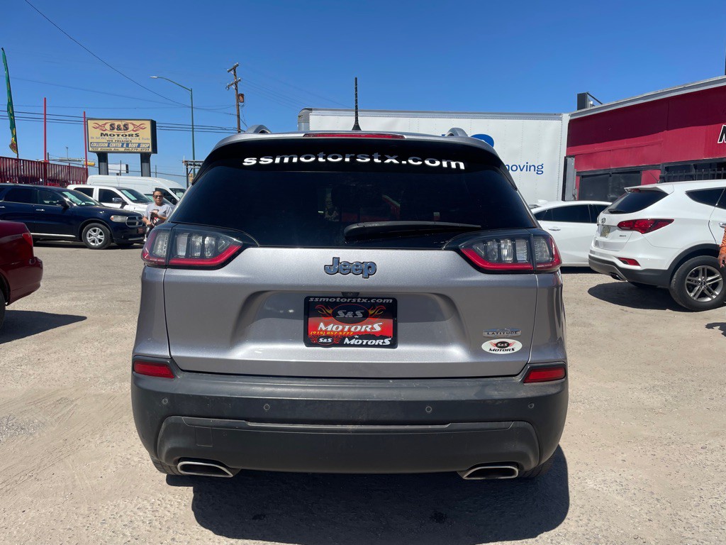2019 Jeep Cherokee Image 8