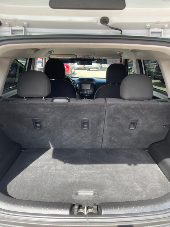 2016 Kia Soul Image 8