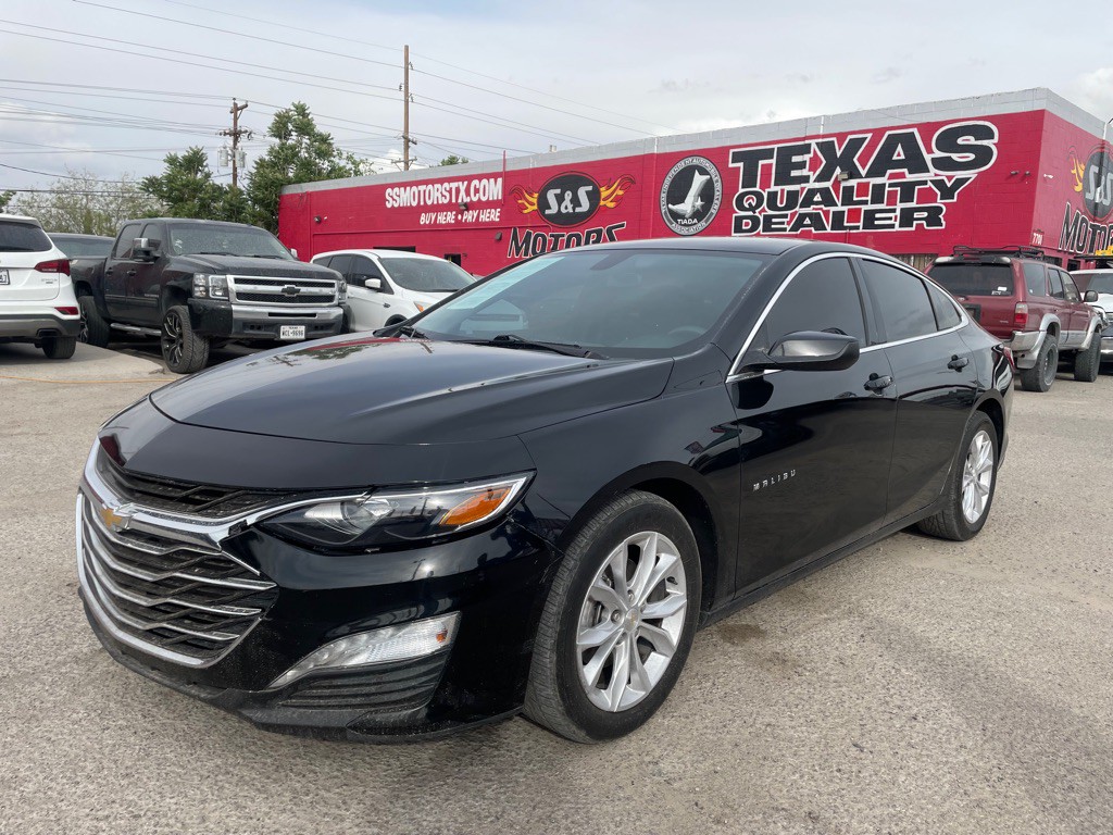 2022 Chevrolet Malibu Image 1