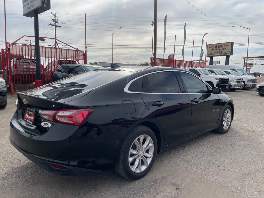 2022 Chevrolet Malibu Image 7