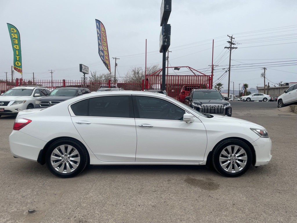 2015 Honda Accord Image 4