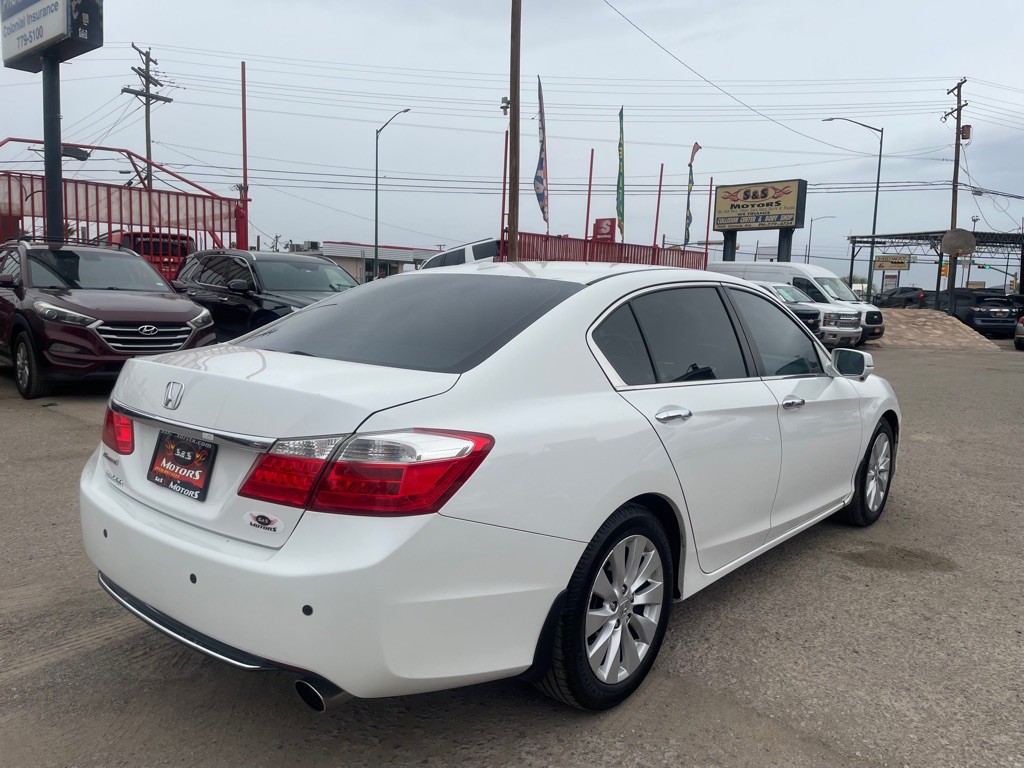 2015 Honda Accord Image 7