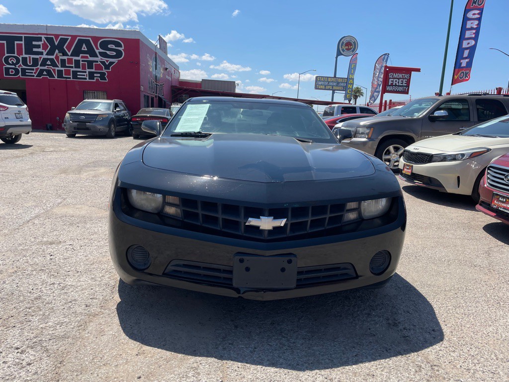 2013 Chevrolet Camaro Image 2