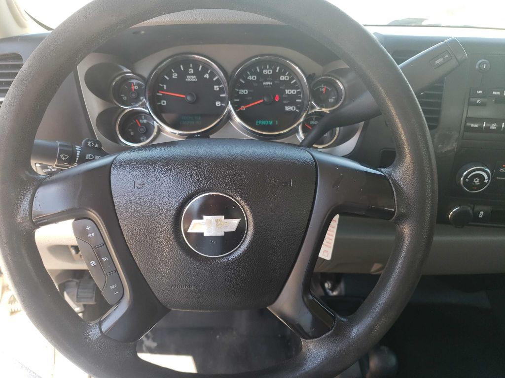 2013 Chevrolet Silverado 1500 Image 10