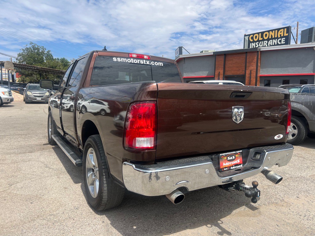 2015 RAM 1500 Image 10