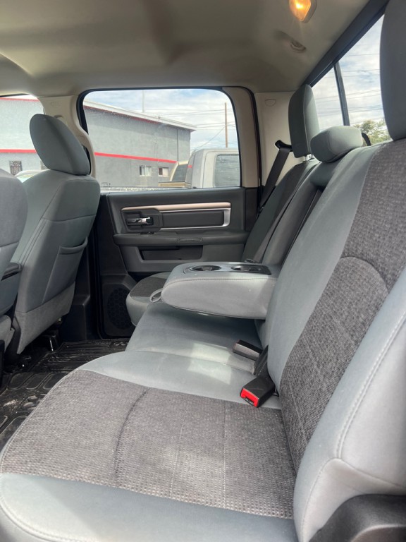 2017 RAM 1500 Image 6