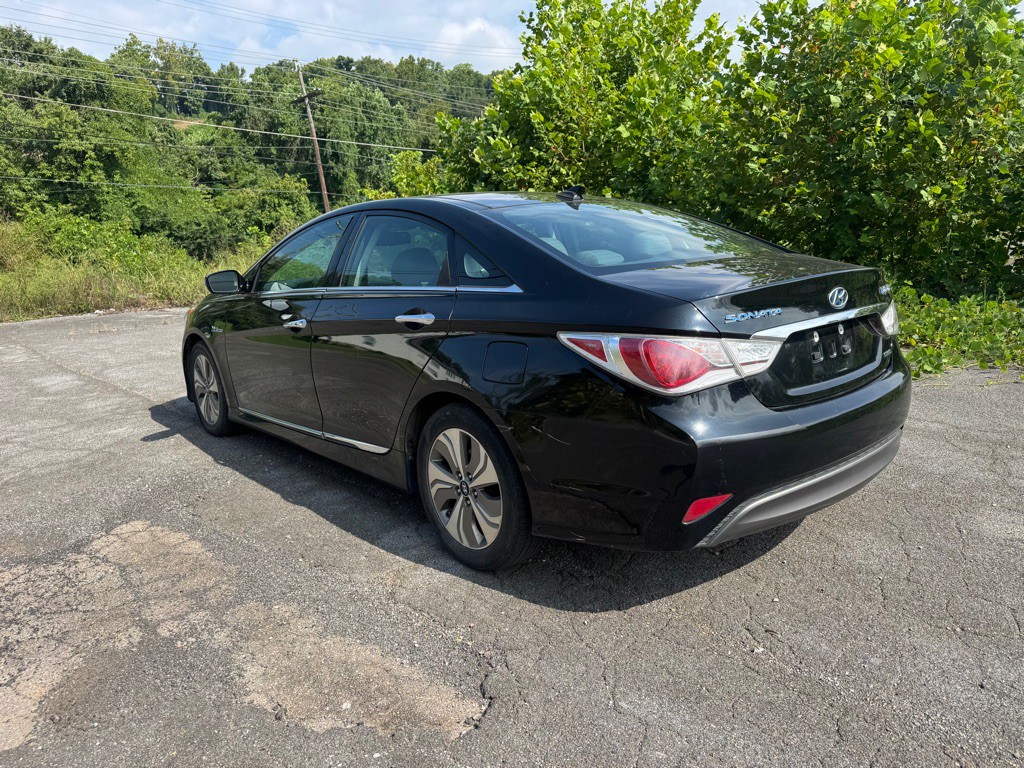 2015 Hyundai Sonata Image 9