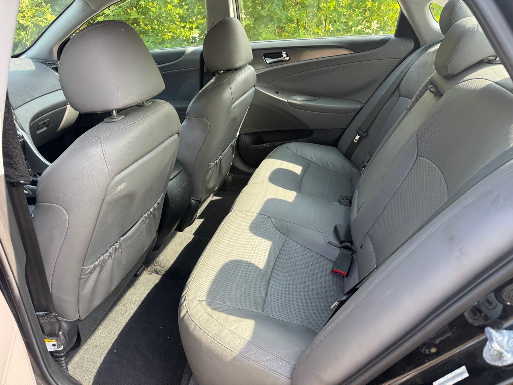 2015 Hyundai Sonata Image 12