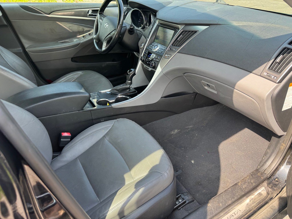 2015 Hyundai Sonata Image 14