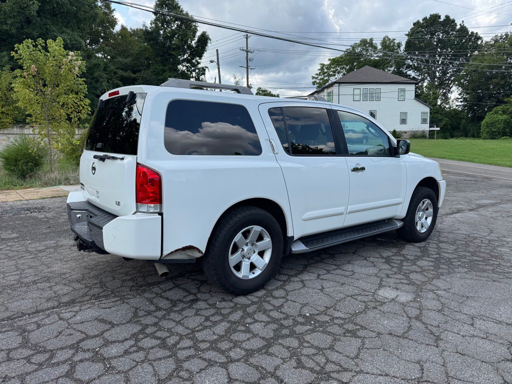 2004 Nissan Armada Image 8