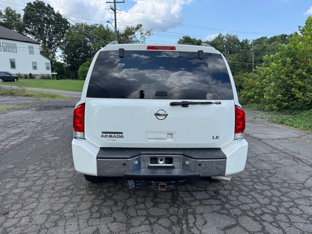 2004 Nissan Armada Image 9