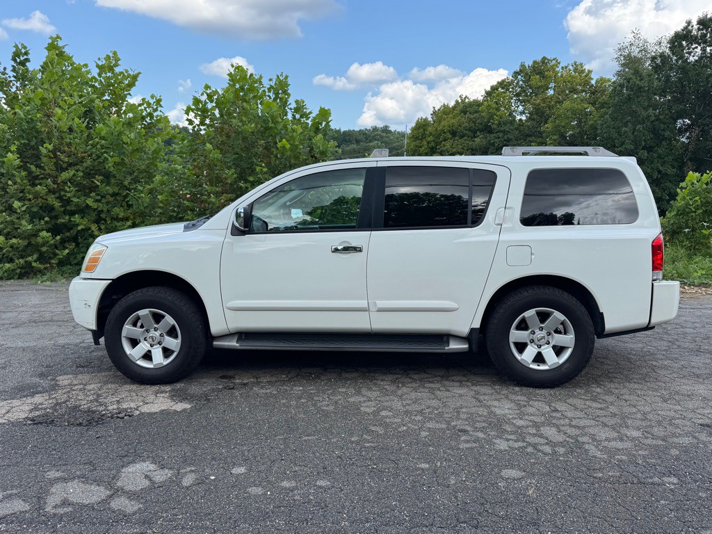 2004 Nissan Armada Image 10