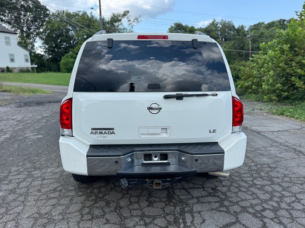 2004 Nissan Armada Image 12