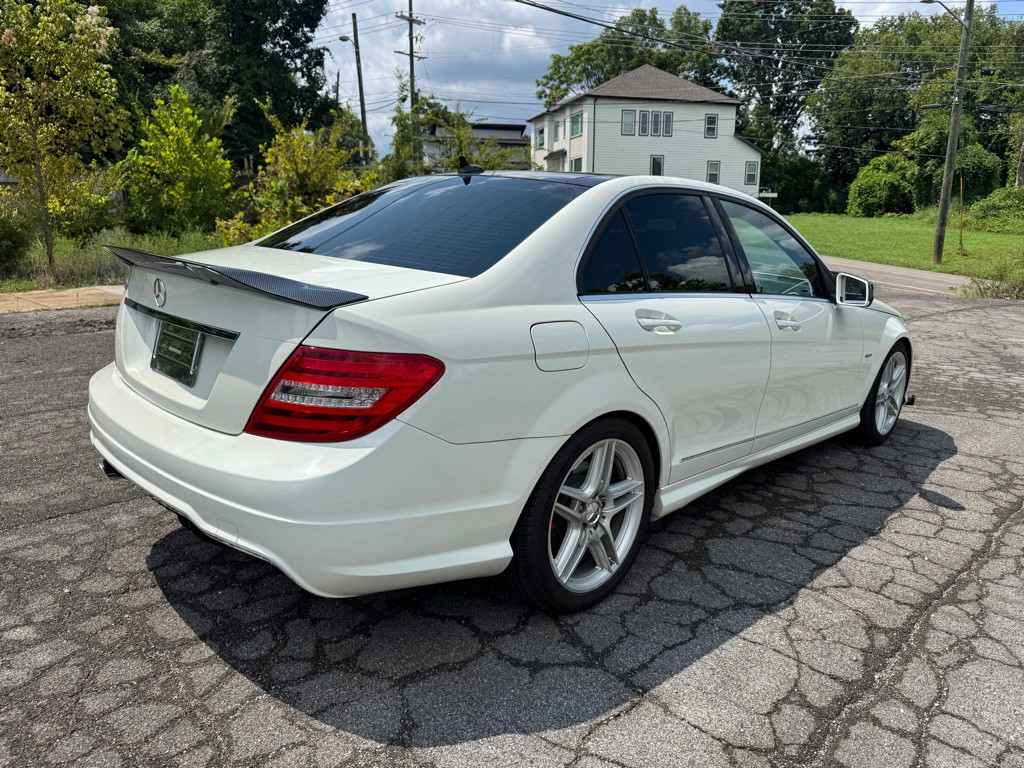 2012 Mercedes-Benz C-Class Image 6