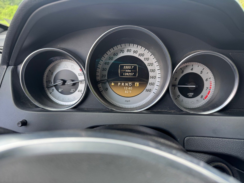 2012 Mercedes-Benz C-Class Image 10