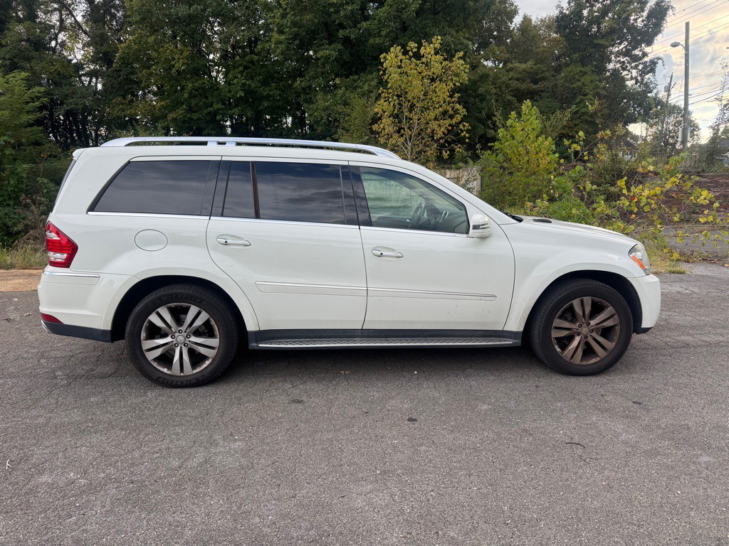 2011 Mercedes-Benz GL-Class Image 5