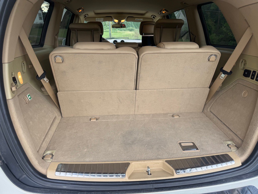 2011 Mercedes-Benz GL-Class Image 15