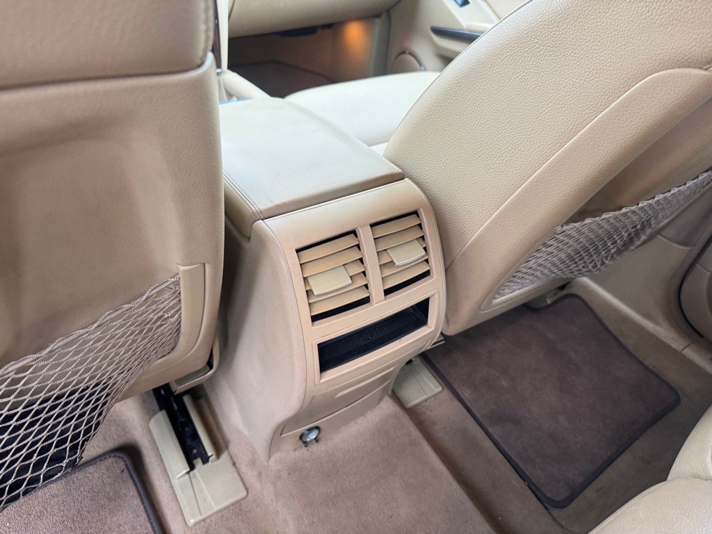 2011 Mercedes-Benz GL-Class Image 20