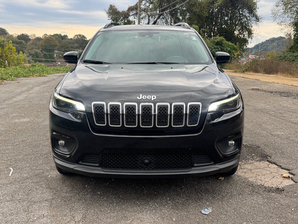 2022 Jeep Cherokee Image 1