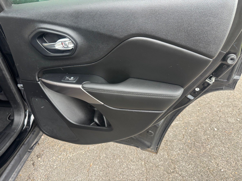 2022 Jeep Cherokee Image 23