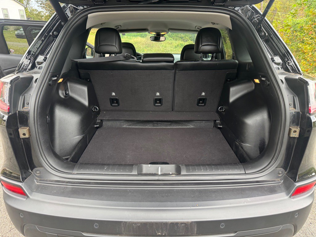 2022 Jeep Cherokee Image 27