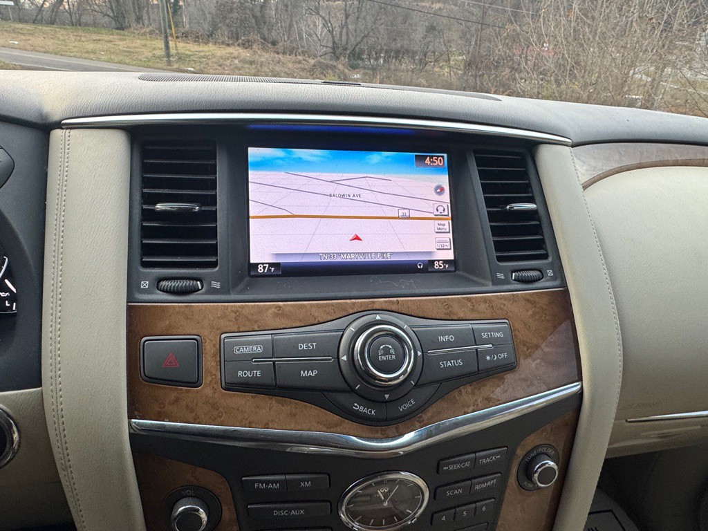 2013 INFINITI QX56 Image 13