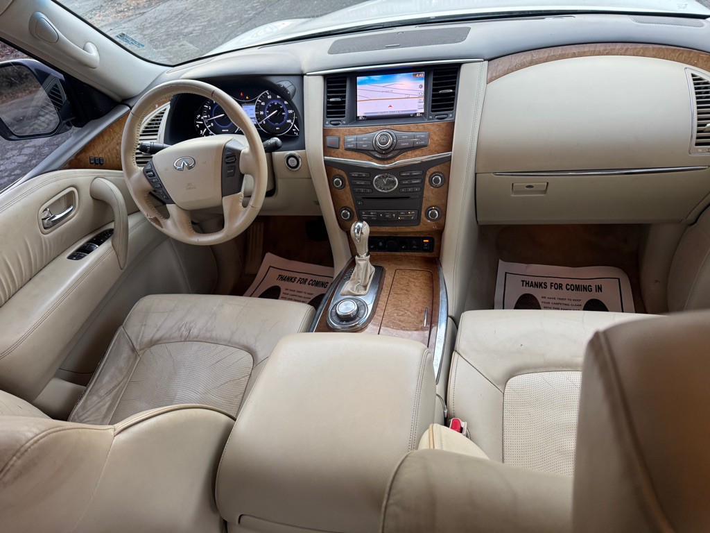 2013 INFINITI QX56 Image 22
