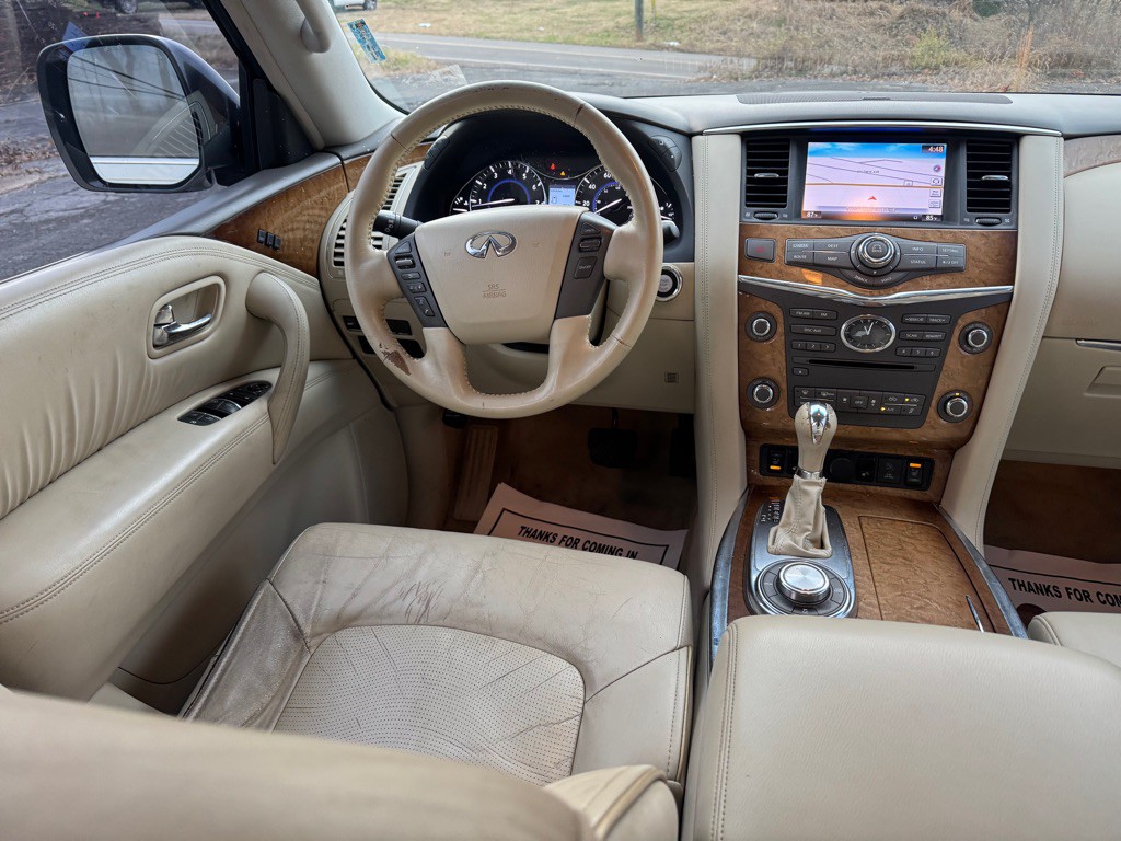 2013 INFINITI QX56 Image 26