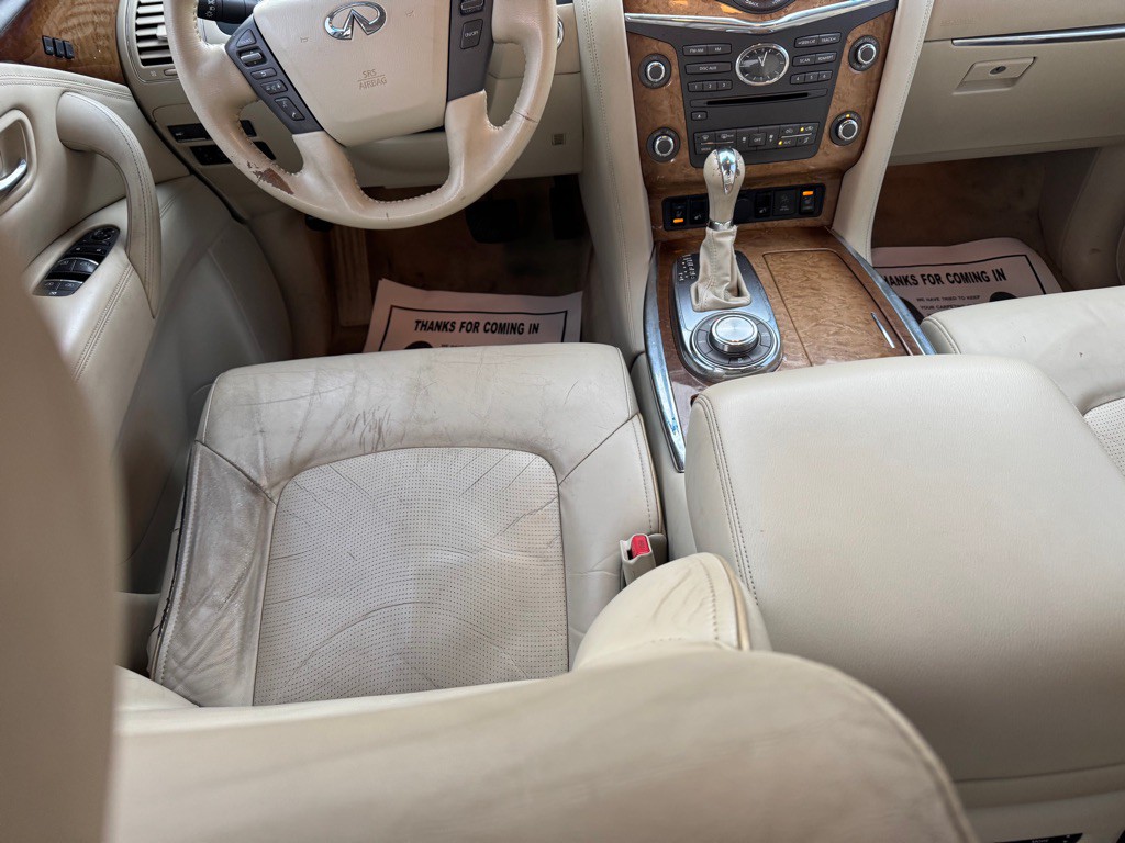 2013 INFINITI QX56 Image 27