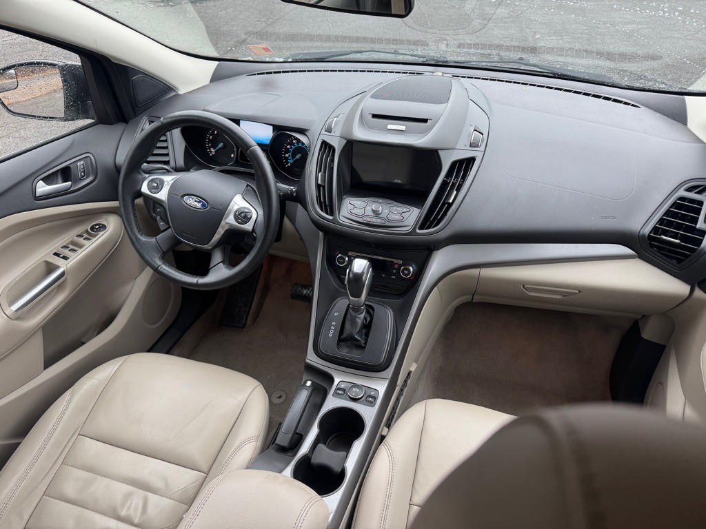 2016 Ford Escape Image 17