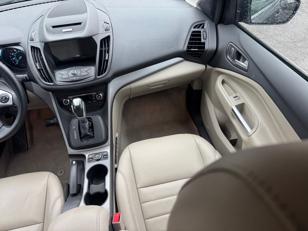 2016 Ford Escape Image 18