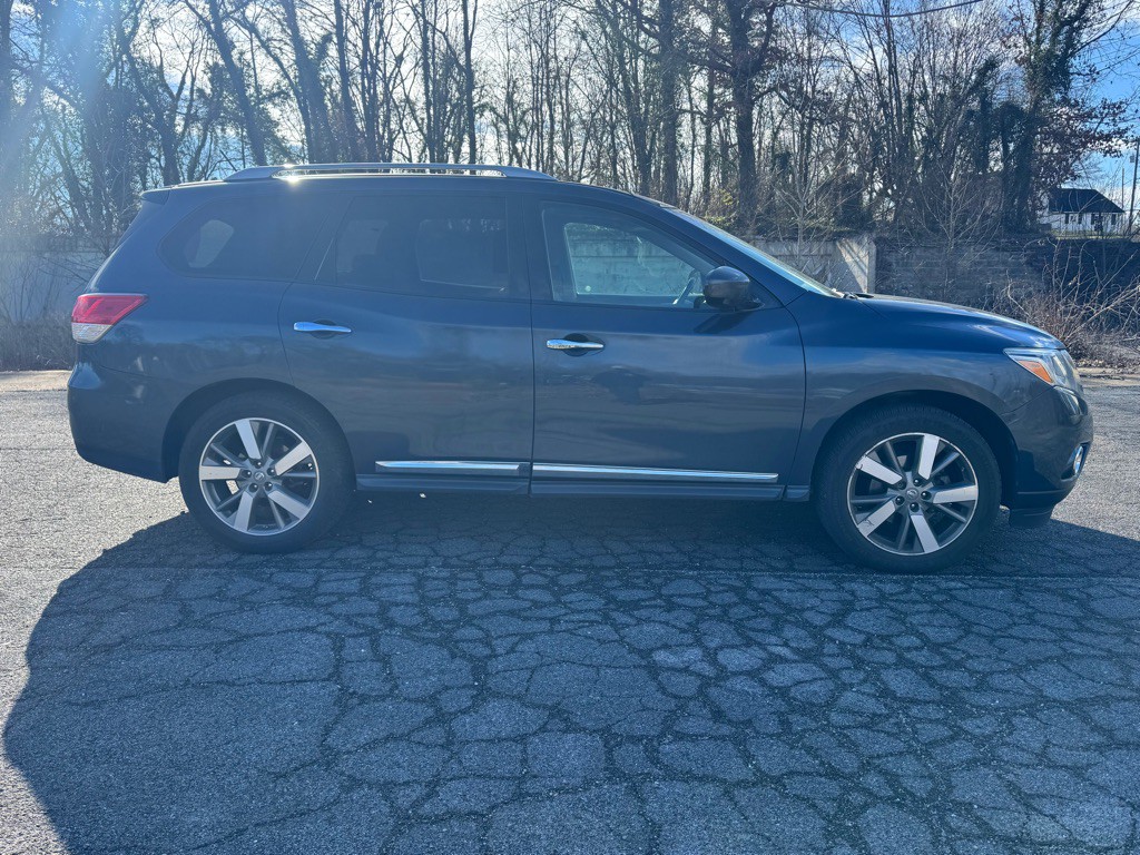 2013 Nissan Pathfinder Image 7