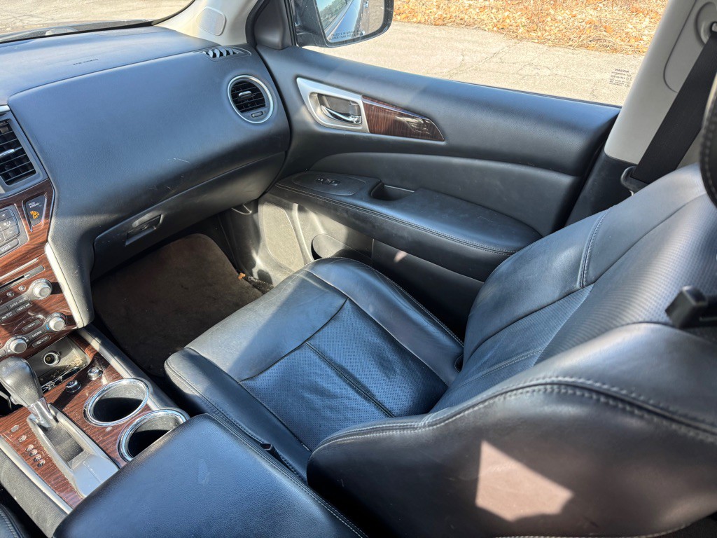 2013 Nissan Pathfinder Image 14