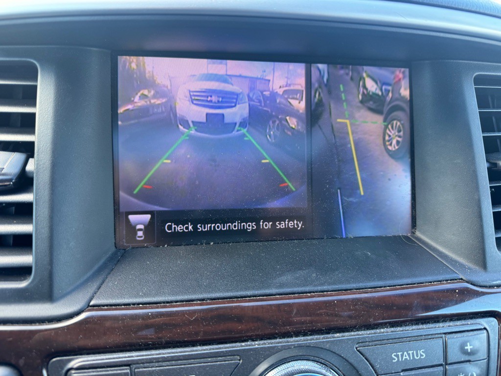 2013 Nissan Pathfinder Image 30