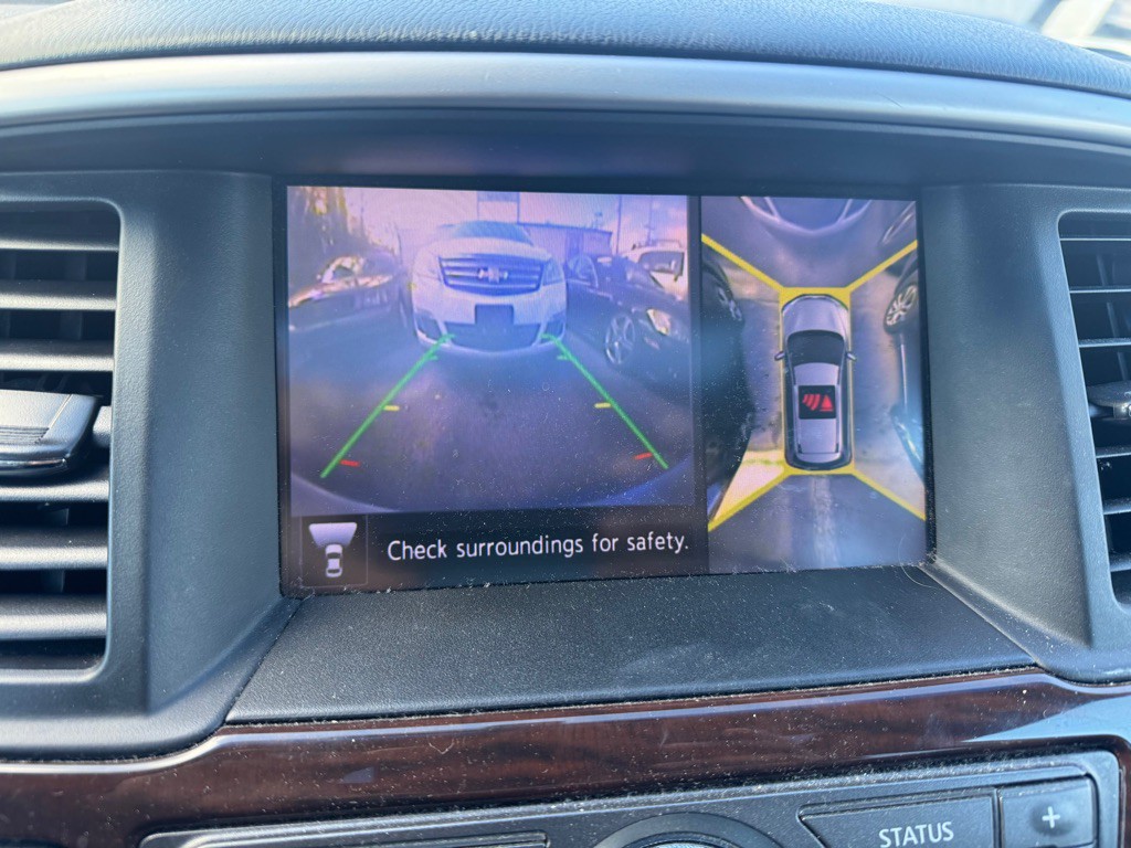 2013 Nissan Pathfinder Image 32