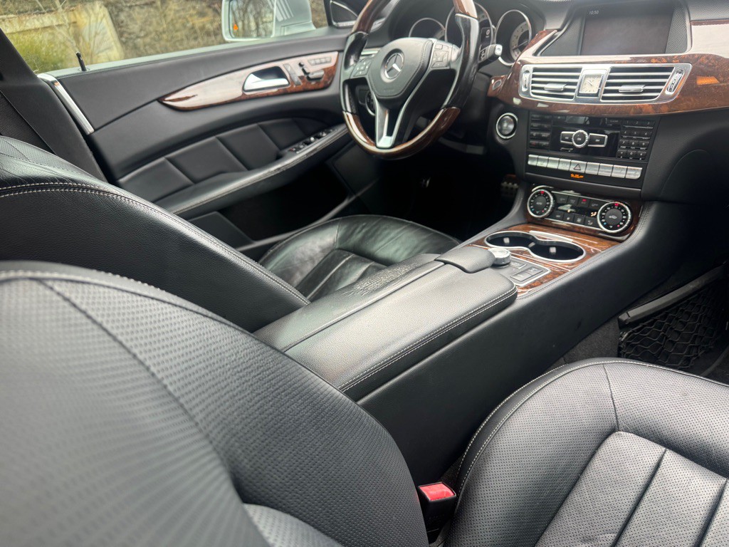 2014 Mercedes-Benz CLS-Class Image 17