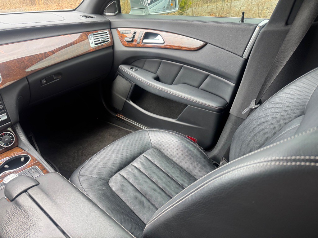 2014 Mercedes-Benz CLS-Class Image 24