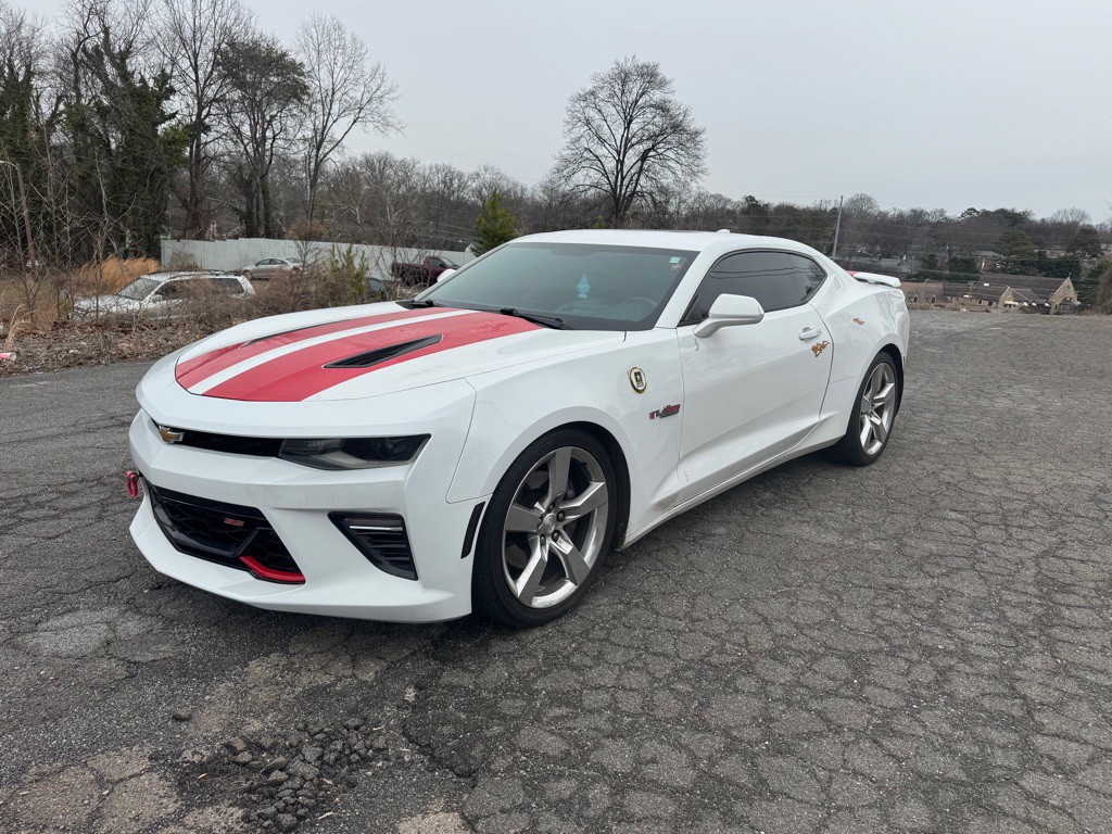 2016 Chevrolet Camaro Image 1
