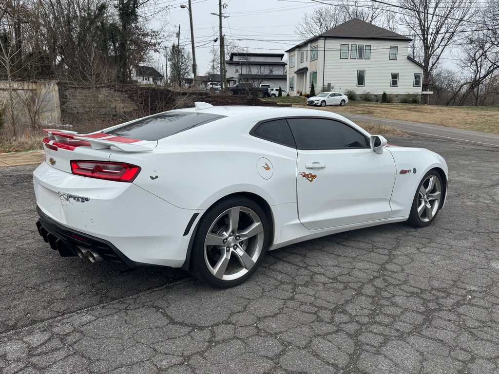 2016 Chevrolet Camaro Image 5