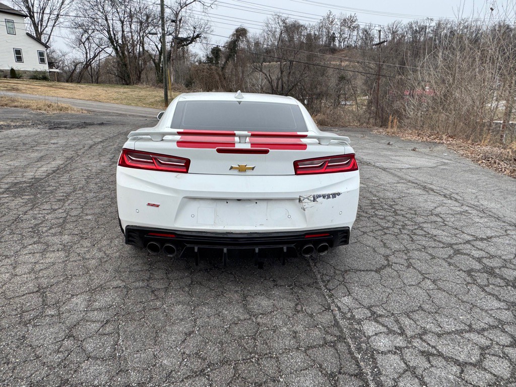 2016 Chevrolet Camaro Image 6