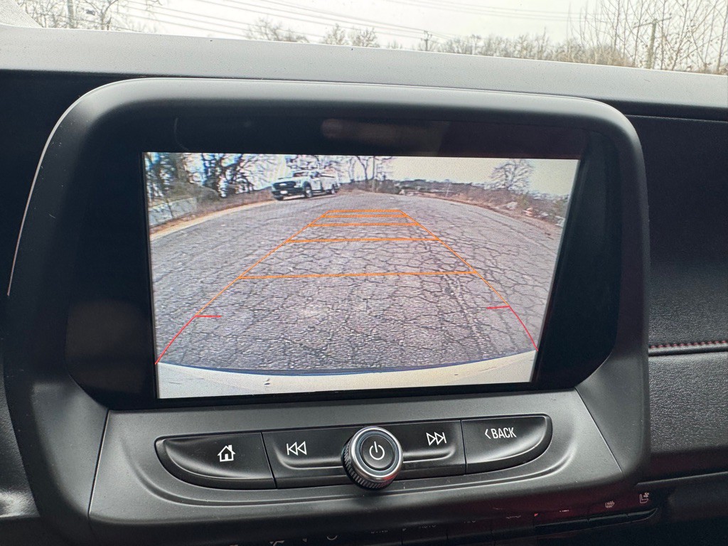 2016 Chevrolet Camaro Image 28