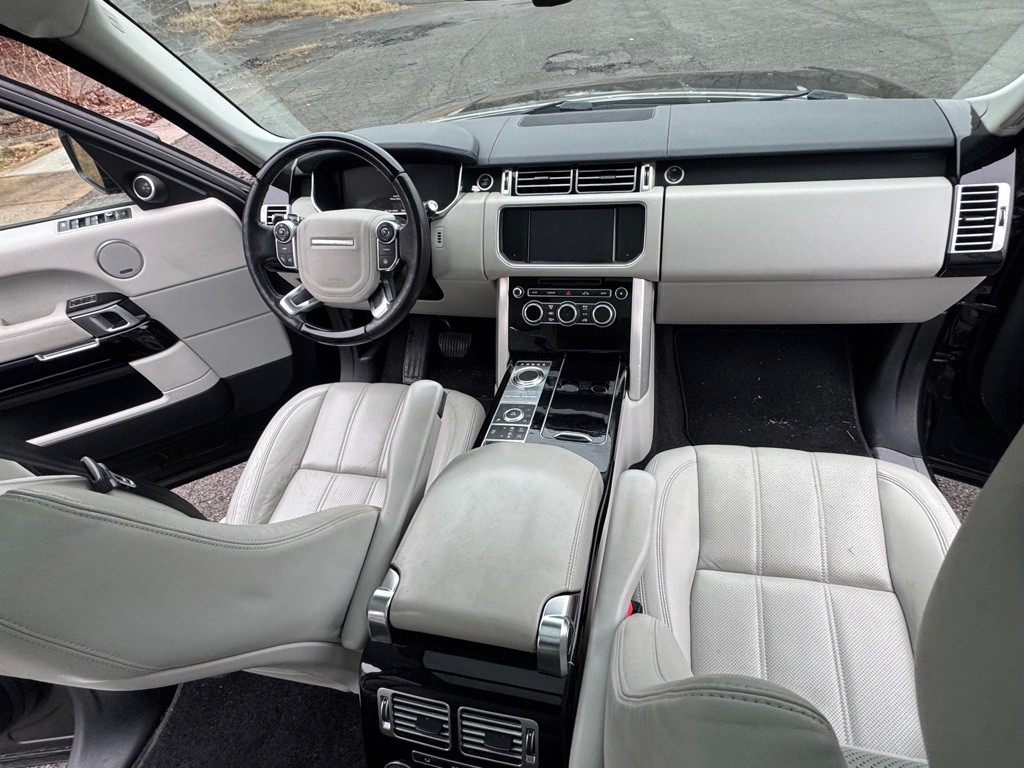 2014 Land Rover Range Rover Image 42