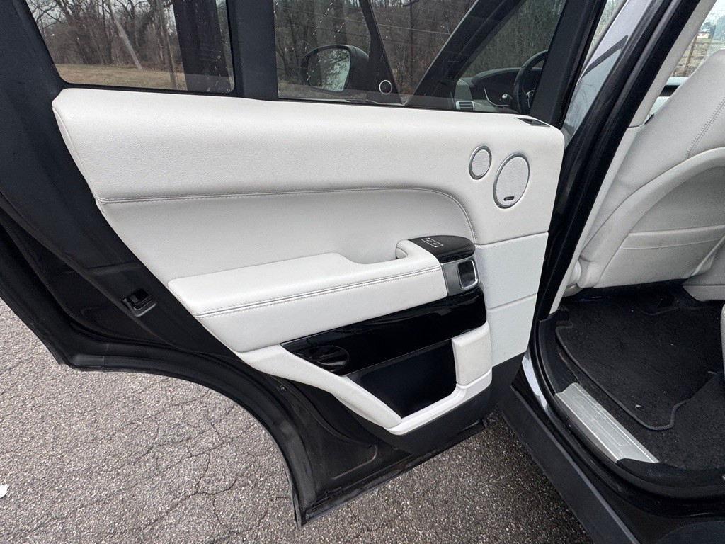 2014 Land Rover Range Rover Image 53