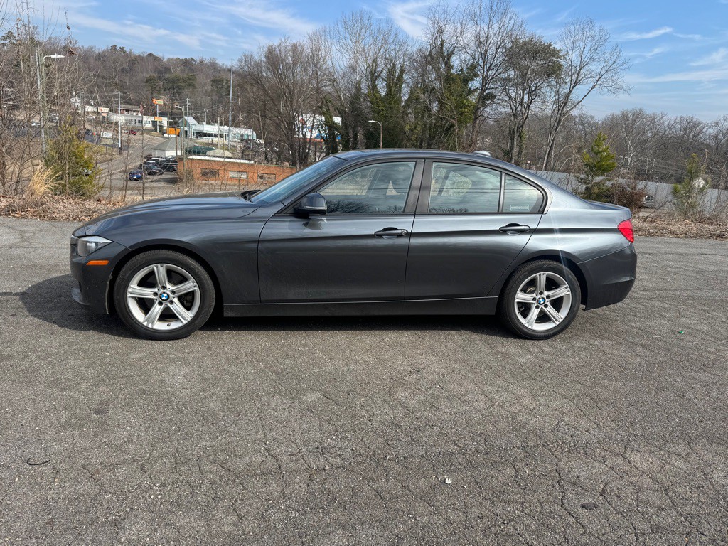2014 BMW 3 Series Image 5