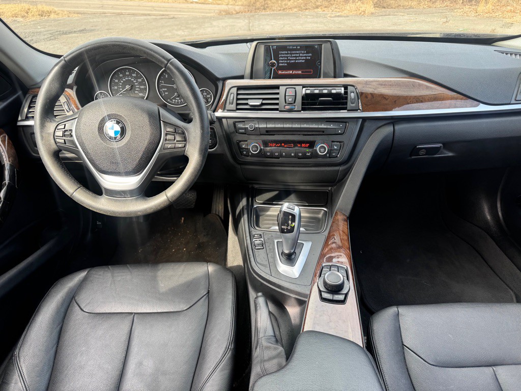 2014 BMW 3 Series Image 15
